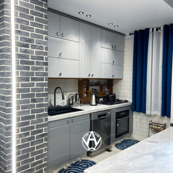 بازسازی آپارتمان و طراحی و اجرای کابینت آشپزخانه